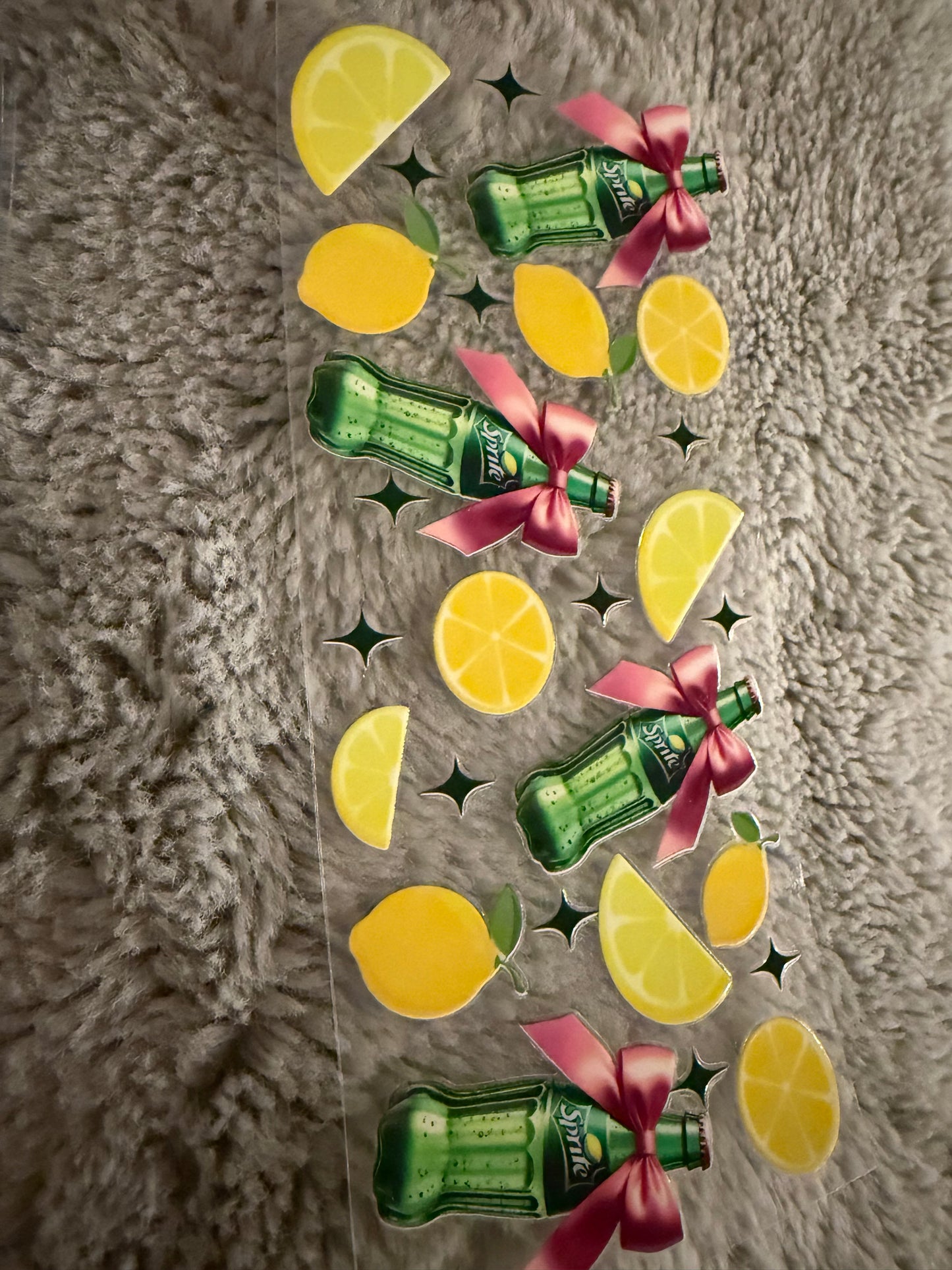 Sprite with lemons & bows
