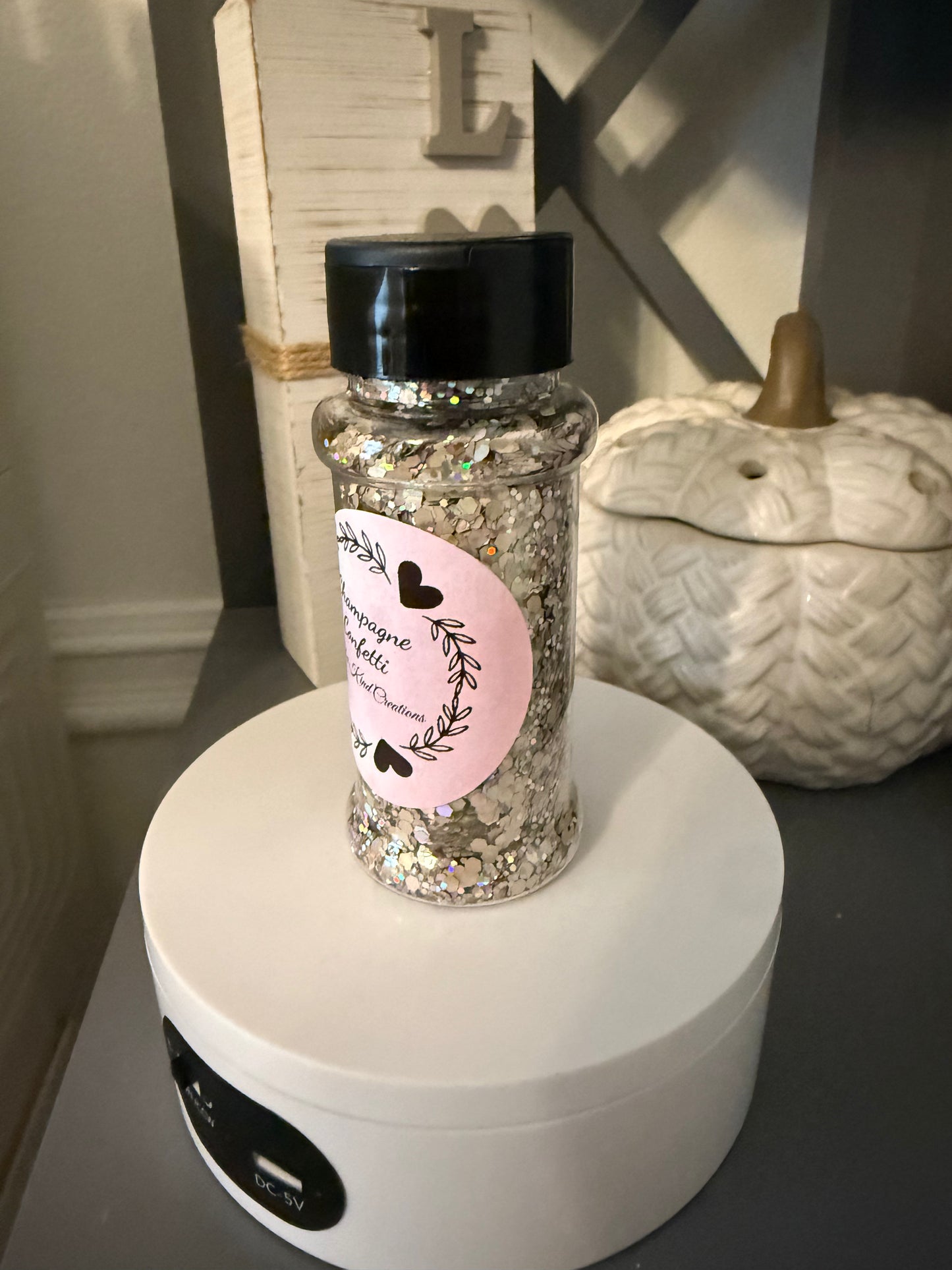 Champagne Confetti