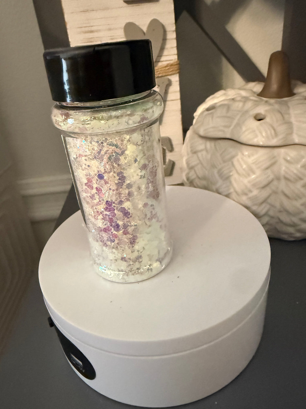 Glow Glitter