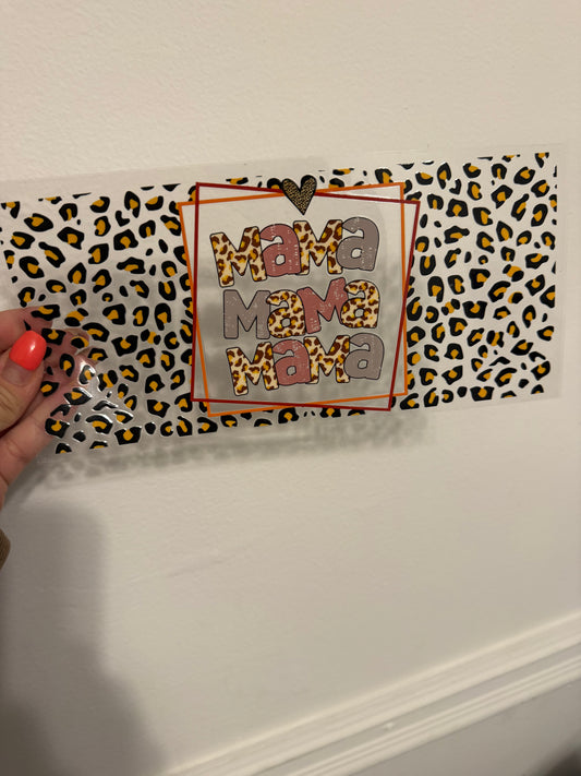 Cheetah mama