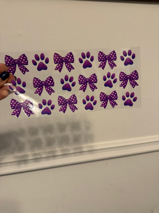 Paw prints & bows