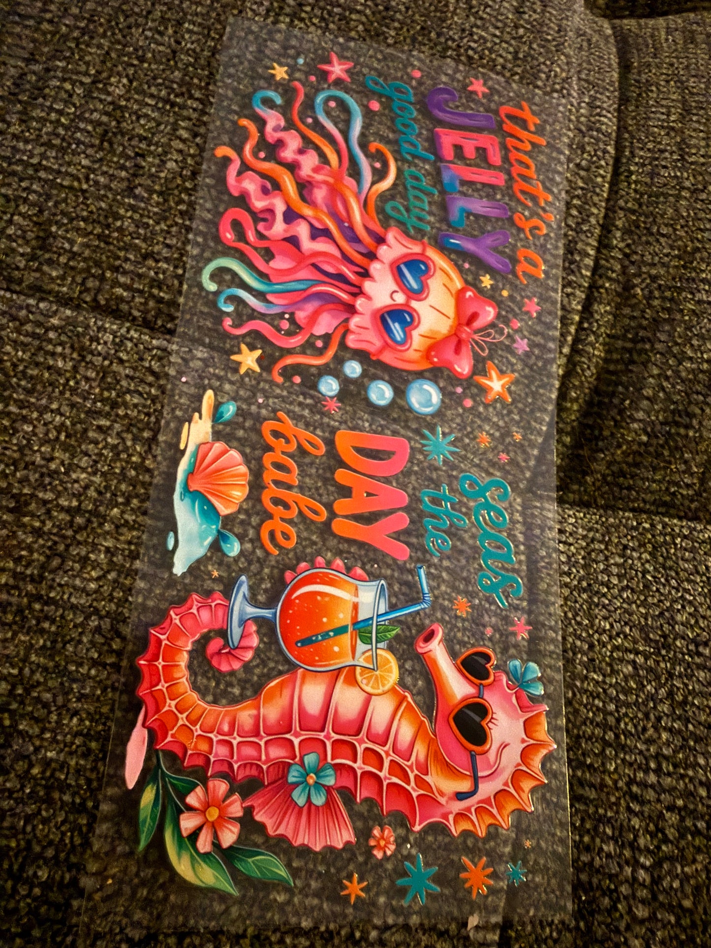 Seahorse & Jellyfish
